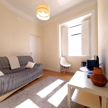 New! Cozy Apartment In The Center Lisbon Luaran gambar